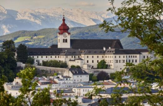 Faire du shopping à Salzbourg : Souvenirs, Mozartkugeln et Mode