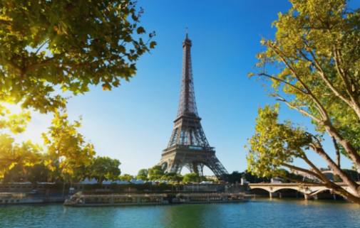 Secrets culinaires : Explorer les bistros et les boulangeries cachés