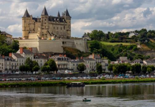 Hébergements le long de la Loire : du camping aux châteaux