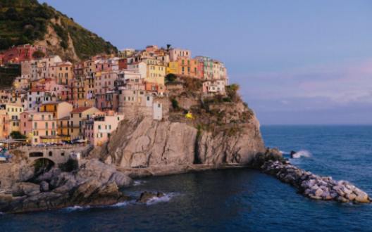 Explorer les plages secrètes de Monterosso al Mare