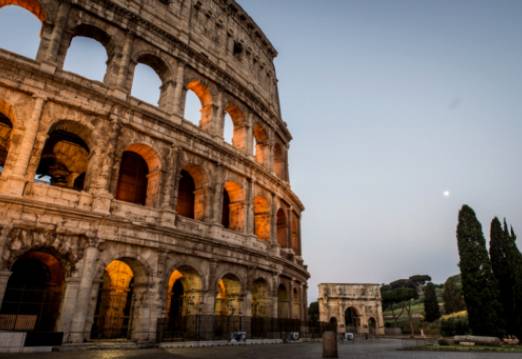 Faire les magasins à Rome : des boutiques de luxe aux marchés locaux