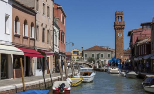 Spécialités de fruits de mer : Un voyage à travers les meilleurs plats de Murano et Burano.