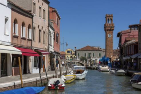 Burano : Découvrir le charme coloré de l'île de la dentelle